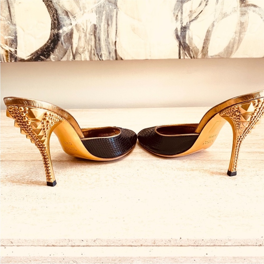 π Rare find! π GUCCI Tom Ford Farewell Collection Studded Eel Skin/Gold Heels - Picture 2 of 9